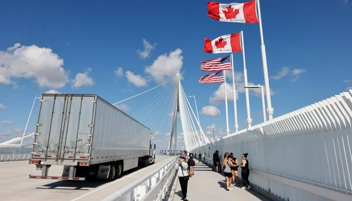 US-Canada Tariff War Disrupts Great Lakes Trade | Sellers Face 23-40% Supply Chain Delays
