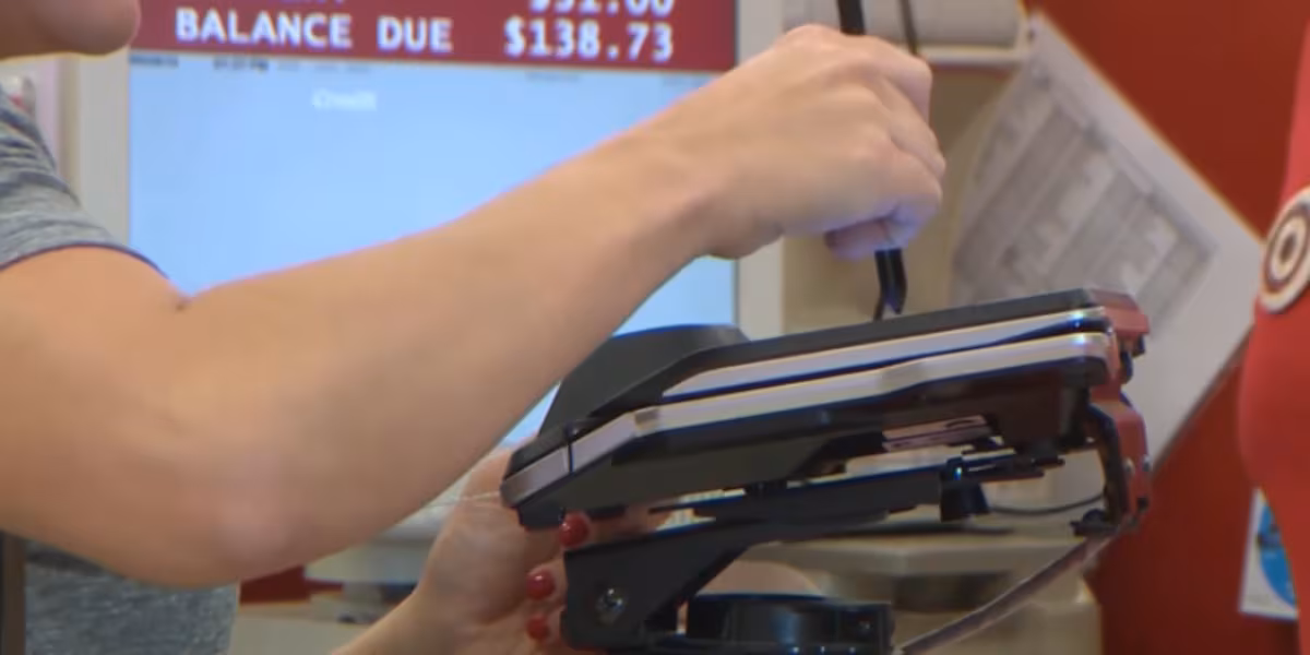 Credit Union Payment Outage Exposes Seller Risk | Diversify Banking Now