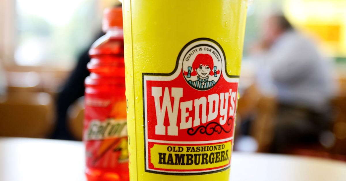 Nostalgia Marketing Boom | QSR Packaging Trends Drive Merchandise & Branding Opportunities for Sellers