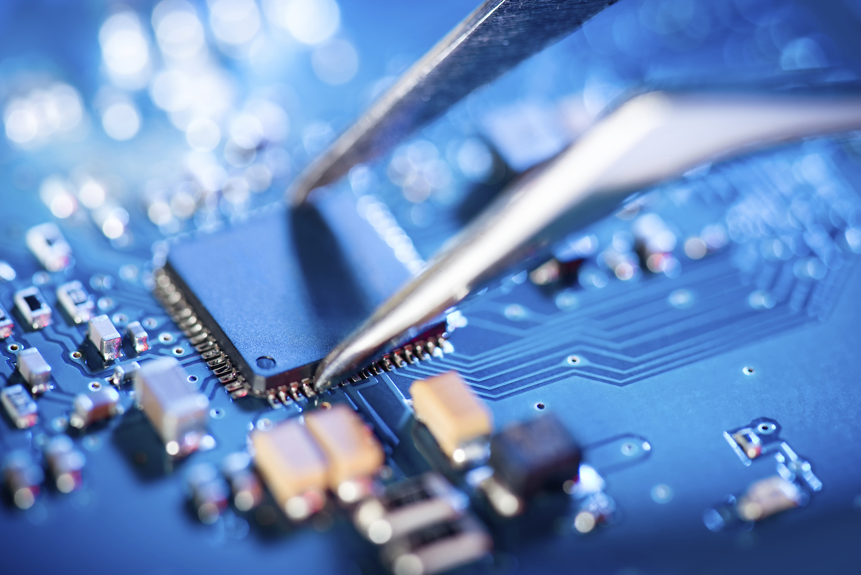 China's AI Surge Creates Supply Chain Opportunities Amid Economic Headwinds | Seller Strategy 2025