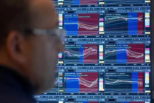 Oil Price Decline & Energy Ceasefire Drive Shipping Cost Savings for Cross-Border Sellers