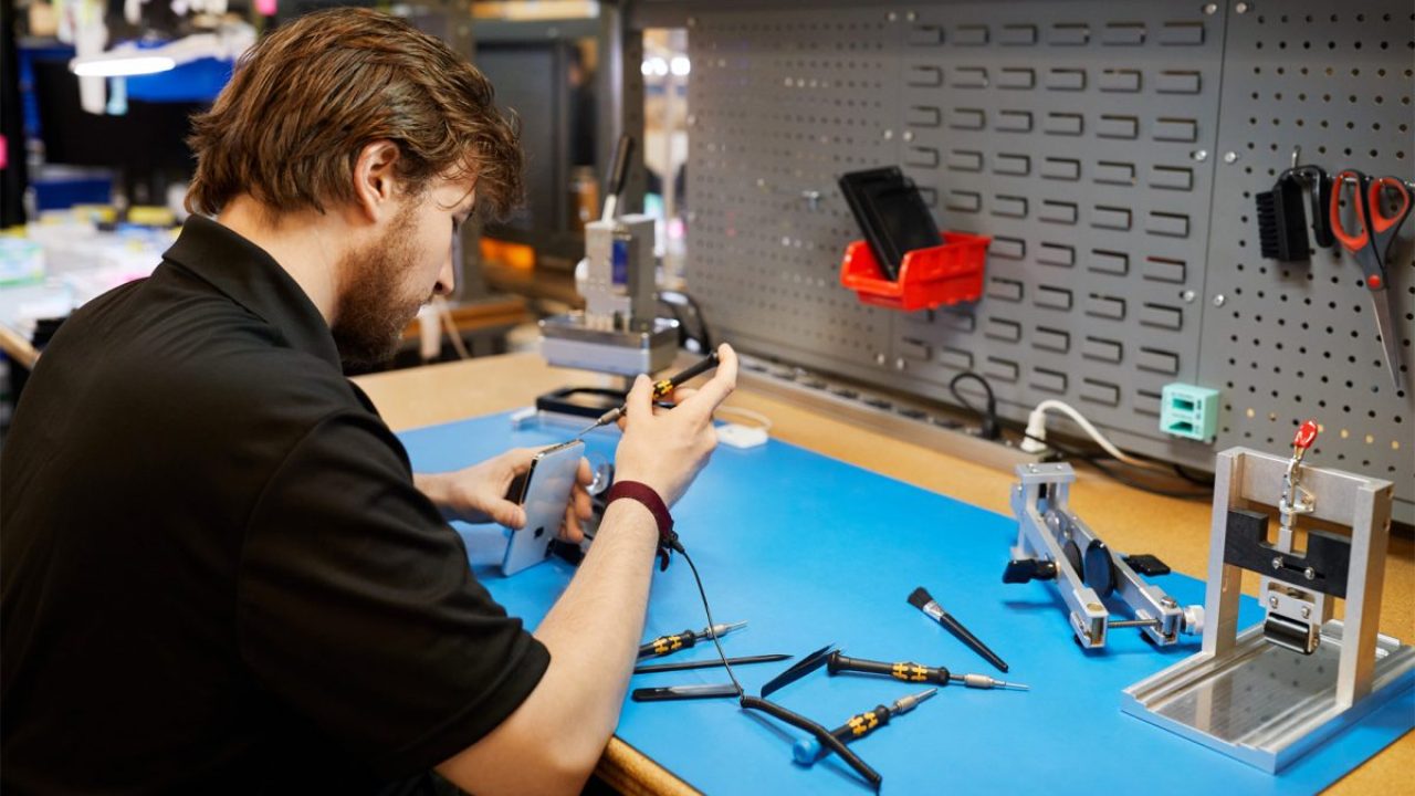 Apple Self Service Repair Expands | iPhone 18 Pro Parts for Sellers